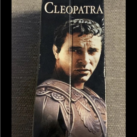 *3/$20* CLEOPATRA ELIZABETH TAYLOR, RICHARD BURTON & REX HARRISON. NEW. VHS. - Picture 4 of 4